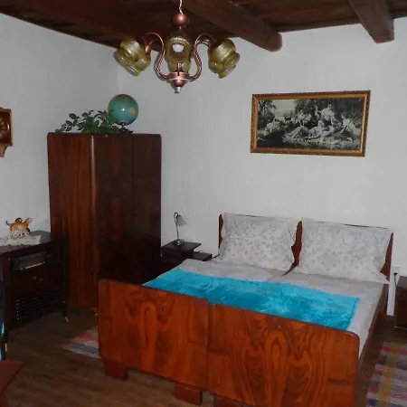Stylove Zarizeny Domek Ve Stylu 60-80 Let Semesterbostad *